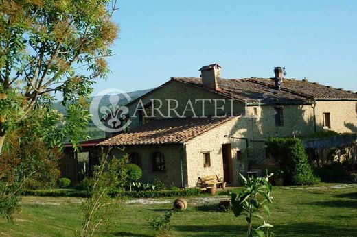 Casa rural / Casa de pueblo en Pomarance, Pisa