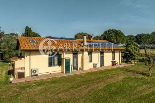 Rural or Farmhouse in Grosseto, Provincia di Grosseto