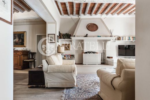 Villa a Crespina Lorenzana, Pisa