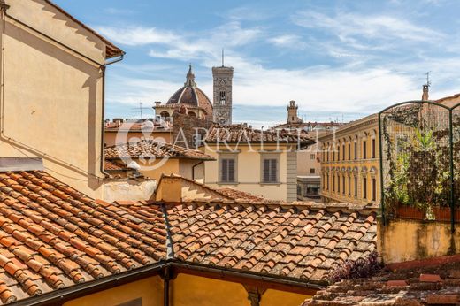 Penthouse in Florence, Tuscany