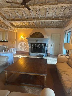 Villa Roma, Lazio bölgesinde