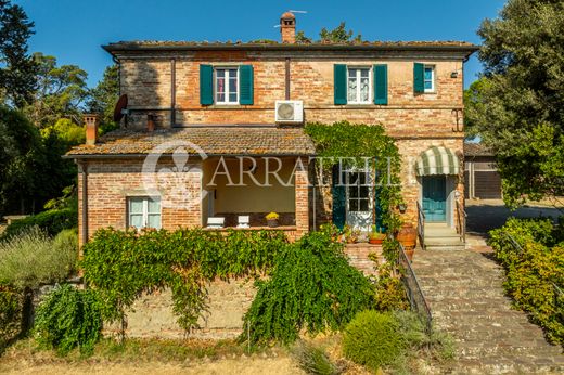 Landhaus / Bauernhof in Foiano della Chiana, Provinz Arezzo