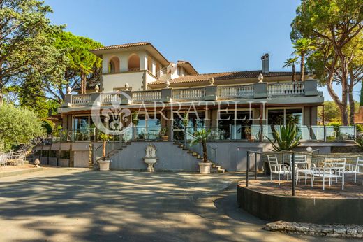 Villa in Passignano sul Trasimeno, Provincia di Perugia