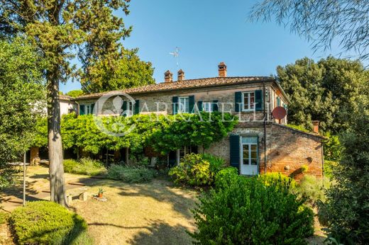 Boerderij in Foiano della Chiana, Province of Arezzo