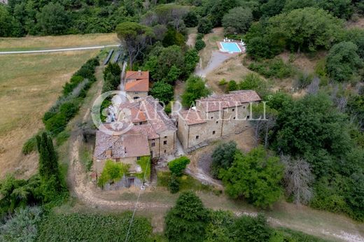 Rural or Farmhouse in Cortona, Province of Arezzo