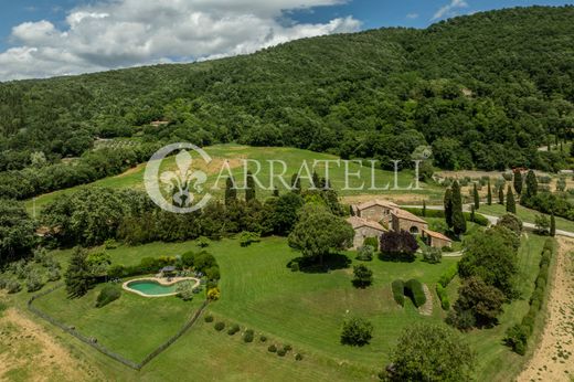 Rural or Farmhouse in Sarteano, Province of Siena