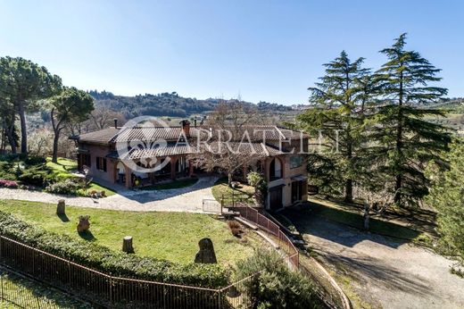 Villa Montepulciano, Siena ilçesinde