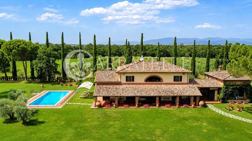 Rural or Farmhouse in Castiglione del Lago, Provincia di Perugia