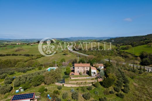Rural or Farmhouse for sale in Manciano