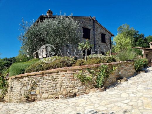 Casa rural / Casa de pueblo en Piegaro, Provincia di Perugia