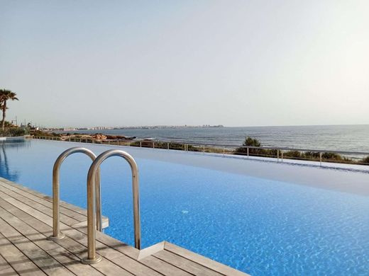 Piso / Apartamento en Torrevieja, Provincia de Alicante