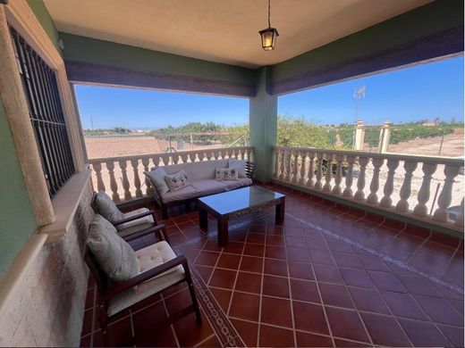 Luxury home in Daya Nueva, Alicante