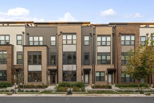 Luxury home in Rockville, Montgomery County