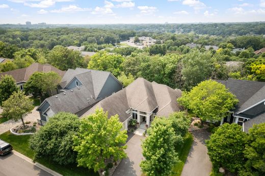 Golden Valley, Hennepin Countyの高級住宅