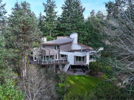 Luxury home in Central Saanich, Capital Regional District