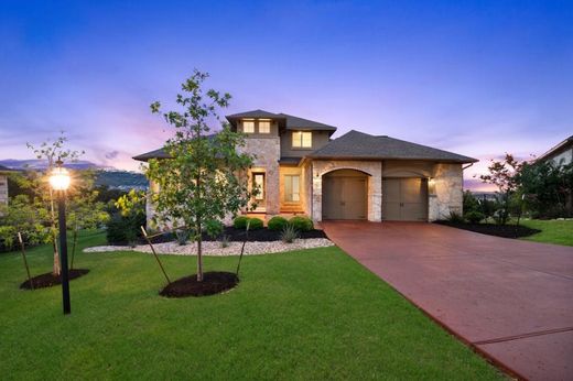 Luxury home in Lakeway, Travis County