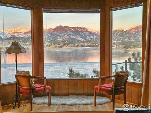 Luxe woning in Estes Park, Larimer County