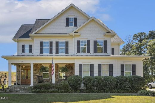 Luxury home in Fuquay-Varina, Wake County