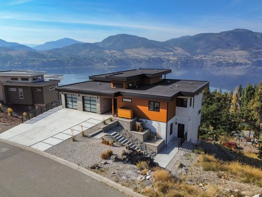 Luxe woning in Okanagan Falls, British Columbia