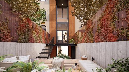 Apartment for sale in Uptown