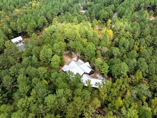 Luxury home in Broken Bow, McCurtain County