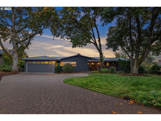 Luxury home in Vancouver, Clark County