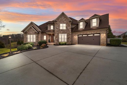 Luxury home in Greensboro, Guilford County