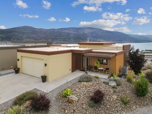 Luxury home in Penticton, Regional District of Okanagan-Similkameen