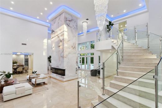 Luxury home in Pinecrest, Miami-Dade