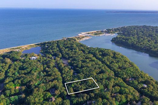 Land in Springs, Suffolk County