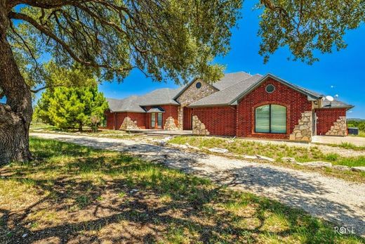 Luxury home in Christoval, Tom Green County