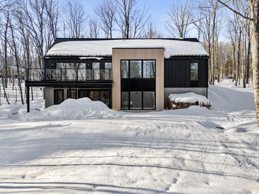 Luxury home in Eastman, Estrie