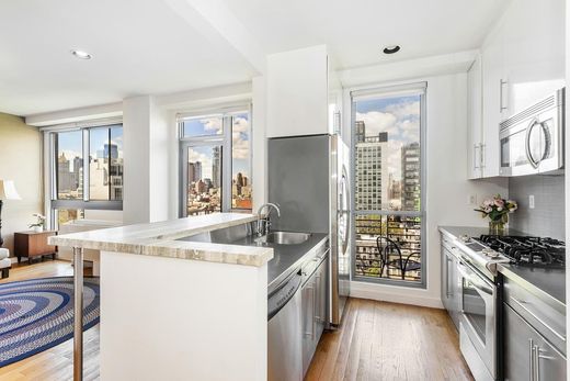Apartment in Lower East Side, New York County