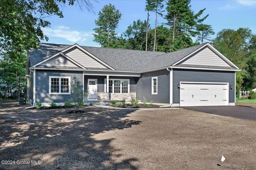 Luxus-Haus in Queensbury, Warren County