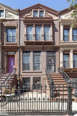 Townhouse in Bedford-Stuyvesant, Kings County