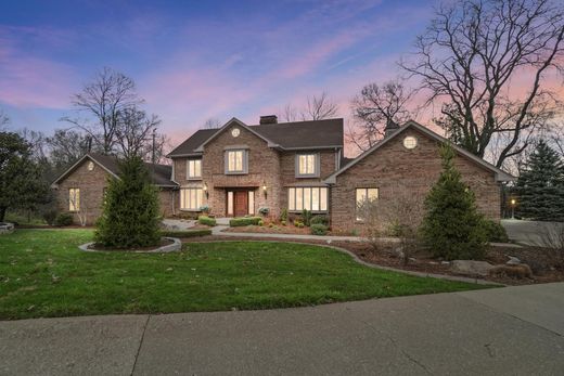 Luxury home in Crescent Springs, Kenton County