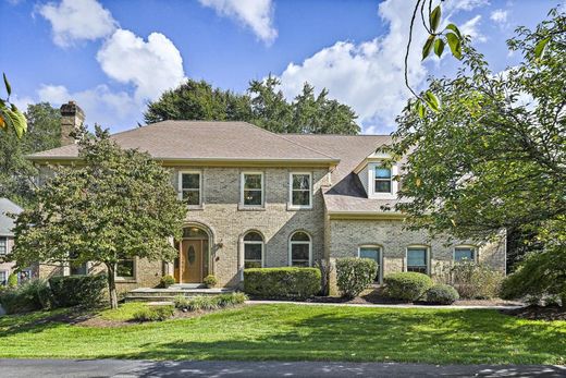 Luxury home in Okaton, Jones County