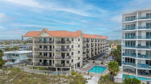 Apartment in St. Pete Beach, Pinellas County