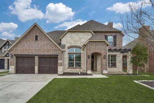 Luxury home in The Colony, Denton County