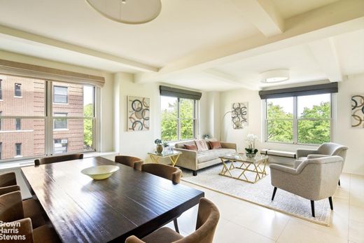 Apartment for sale in Manhattan