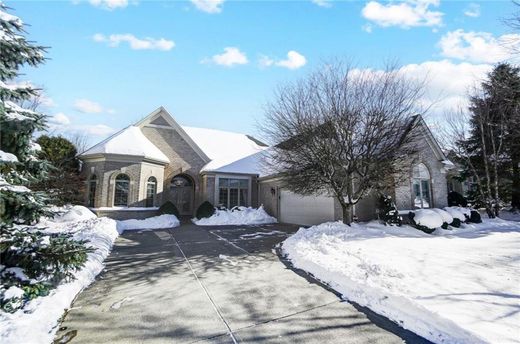 Luxury home in Dayton, Montgomery County