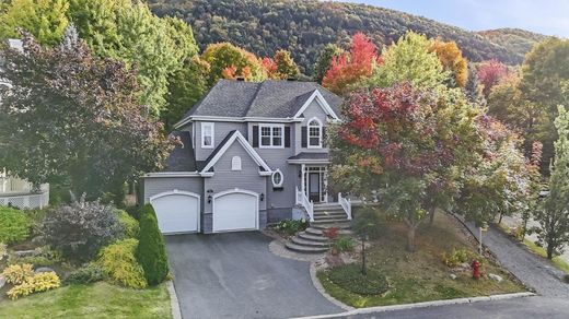 Luxury home in Mont-Saint-Hilaire, Montérégie