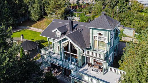 Luxe woning in Toksovo, Leningrad Oblast