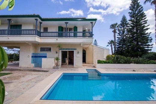 Villa à Derýneia, Famagusta District
