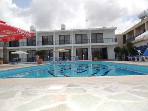 Hotel w Pégeia, Paphos District