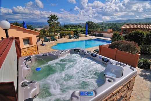 Villa in Latchi, Pólis