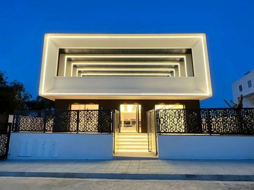 Villa à Latsia, Latsiá