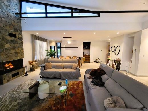 ‏וילה ב  Palodeia, Palódeia