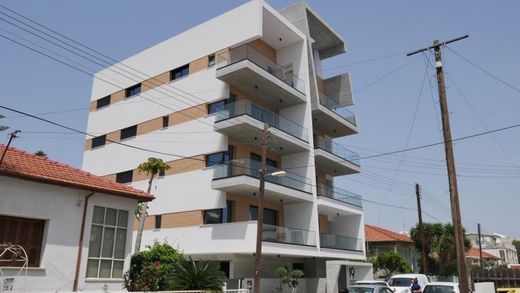 Apartment / Etagenwohnung in Ágios Nikólaos, Akanthoú