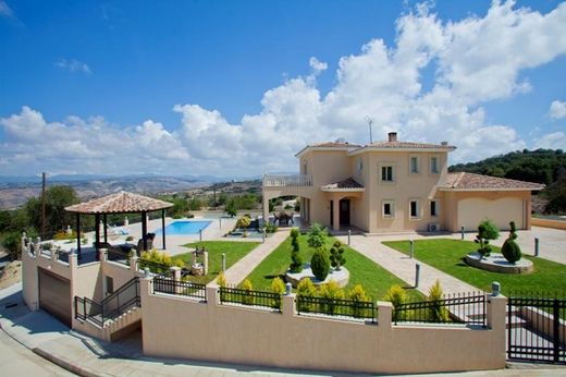 Villa Stroumpí, Paphos District